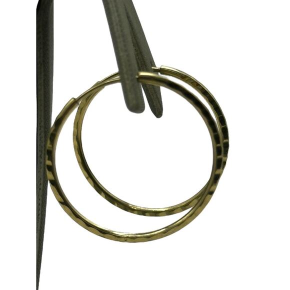 14K Yellow Gold Hammer Textured Hoop Earrings (15948) - Picture 8 of 10